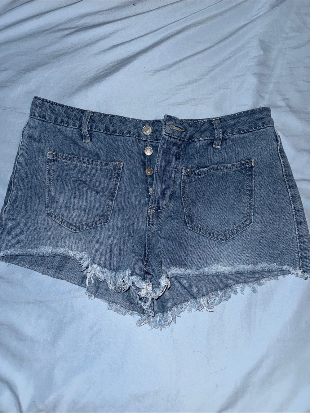 Forever 21 Distressed Button-Front Denim Shorts in Blue